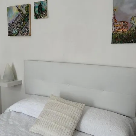 Apartamentos Malaga Centro Exterior photo