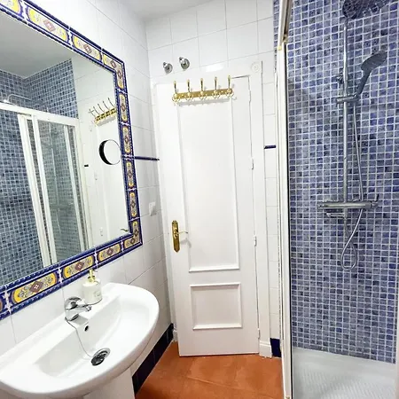 Apartamentos Malaga Centro Exterior photo